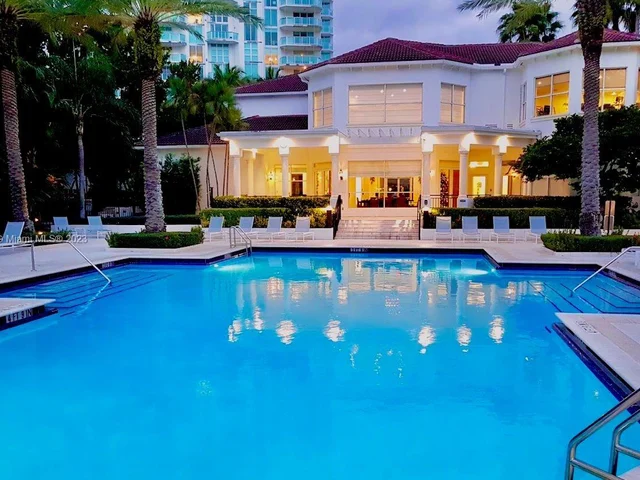 3235 NE 184th St # 11101, Aventura FL 33160