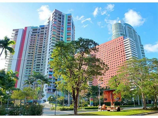 1627 Brickell Ave # 2804, Miami FL 33129