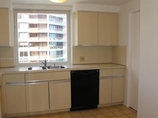 1627 Brickell Ave # 2804, Miami FL 33129