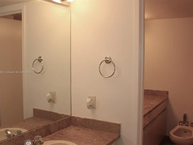 1627 Brickell Ave # 2804, Miami FL 33129