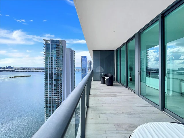 480 NE 31st St # 4105, Miami FL 33137