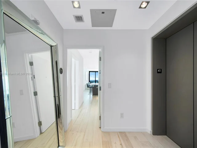 480 NE 31st St # 4105, Miami FL 33137