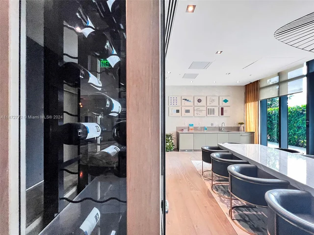 480 NE 31st St # 4105, Miami FL 33137