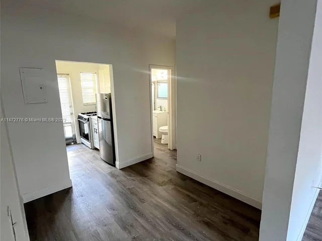 911 Meridian Ave # 202, Miami Beach FL 33139