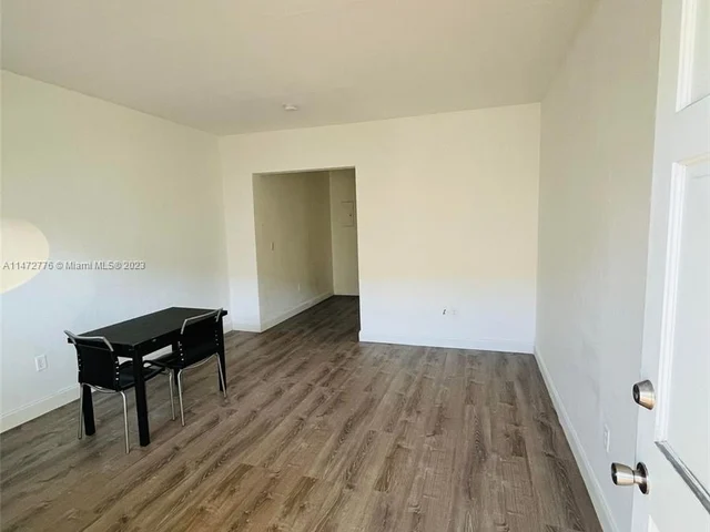 911 Meridian Ave # 202, Miami Beach FL 33139