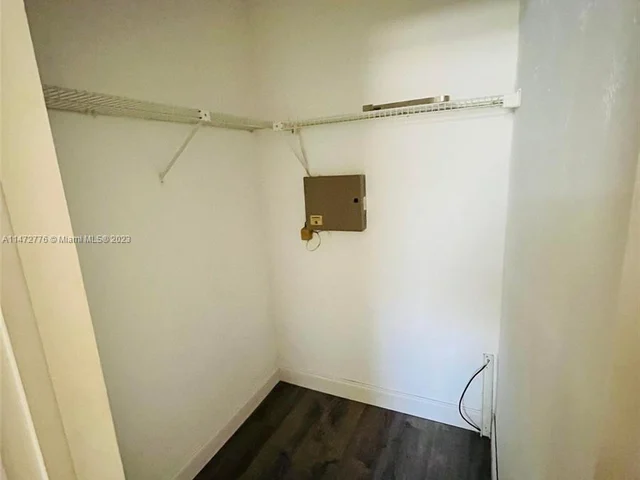 911 Meridian Ave # 202, Miami Beach FL 33139