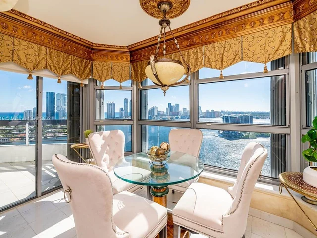 3530 Mystic Pointe Dr # 2915, Aventura FL 33180