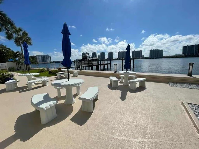 17900 N Bay Rd # 601, Sunny Isles Beach FL 33160