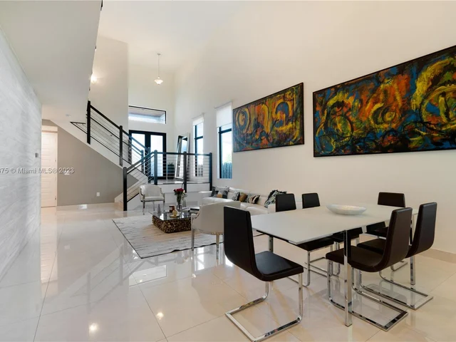 7641 NW 102nd Ct, Doral FL 33178