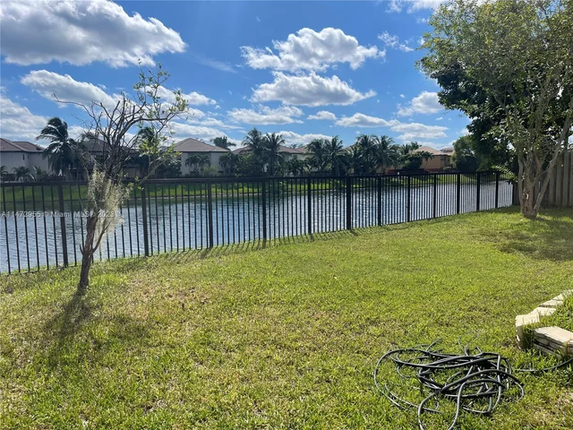 11242 SW 242nd St, Homestead FL 33032