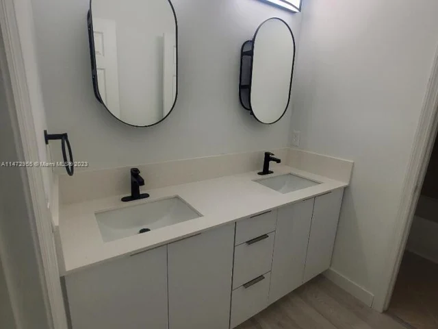 11242 SW 242nd St, Homestead FL 33032