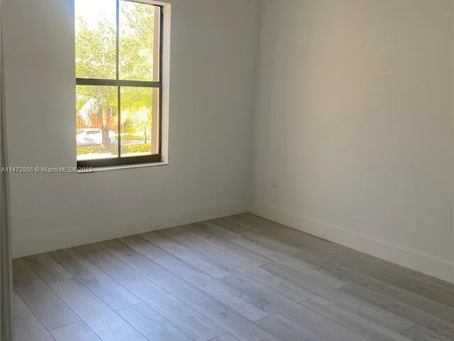 11242 SW 242nd St, Homestead FL 33032