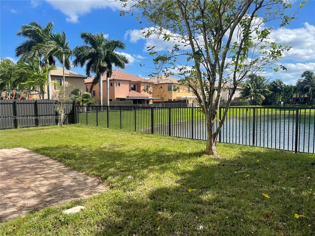 11242 SW 242nd St, Homestead FL 33032
