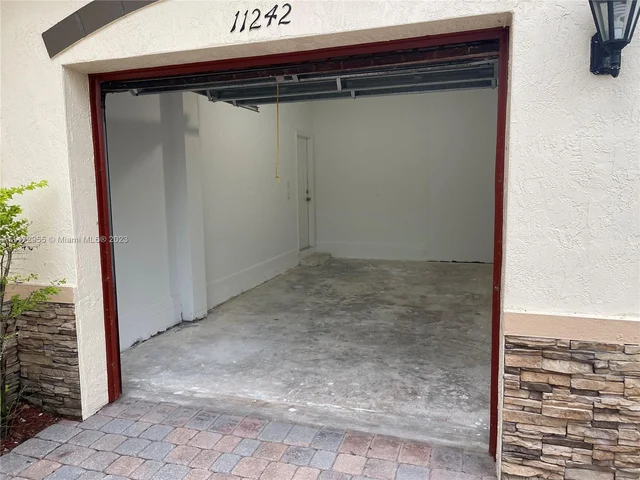 11242 SW 242nd St, Homestead FL 33032