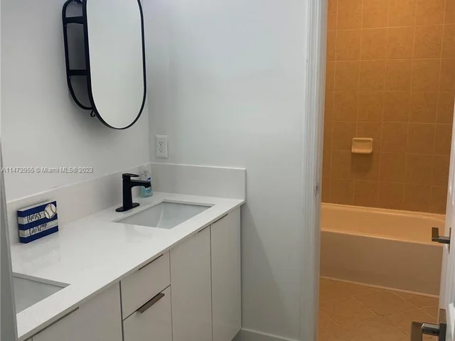 11242 SW 242nd St, Homestead FL 33032