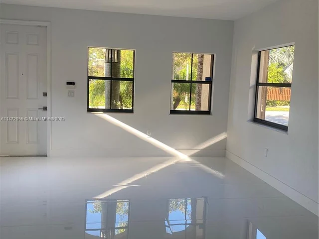 11242 SW 242nd St, Homestead FL 33032