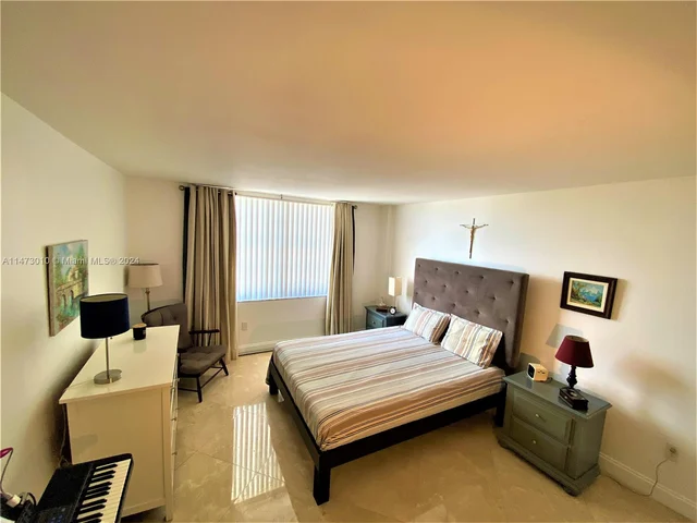 2750 NE 183rd St # 1608, Aventura FL 33160