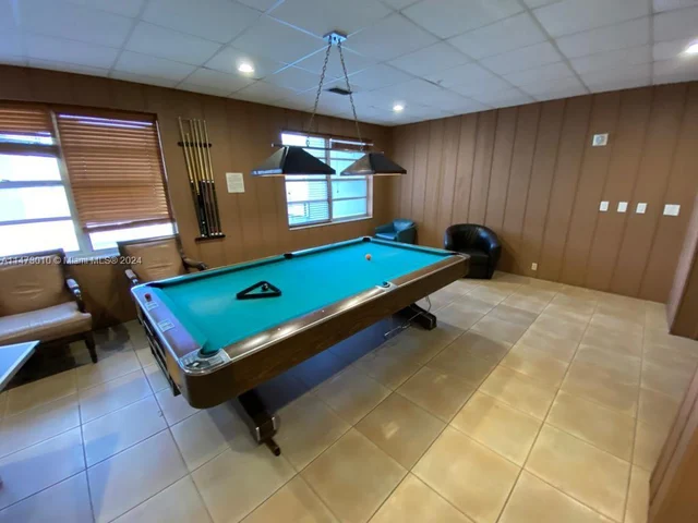 2750 NE 183rd St # 1608, Aventura FL 33160