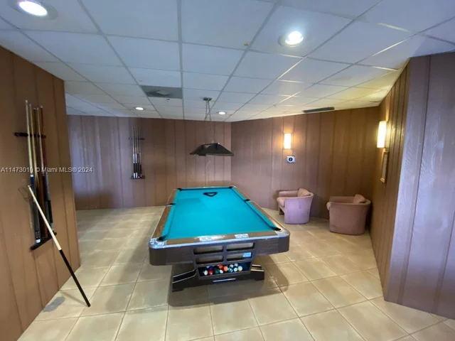 2750 NE 183rd St # 1608, Aventura FL 33160