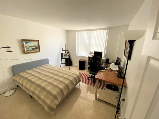 2750 NE 183rd St # 1608, Aventura FL 33160