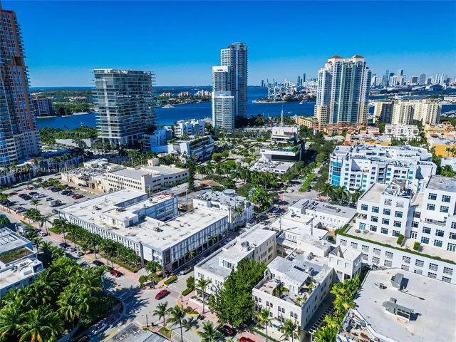 100 Collins Ave # 203, Miami Beach FL 33139