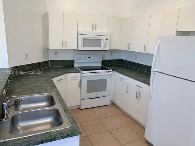 10913 SW 244th Ter # 10913, Homestead FL 33032