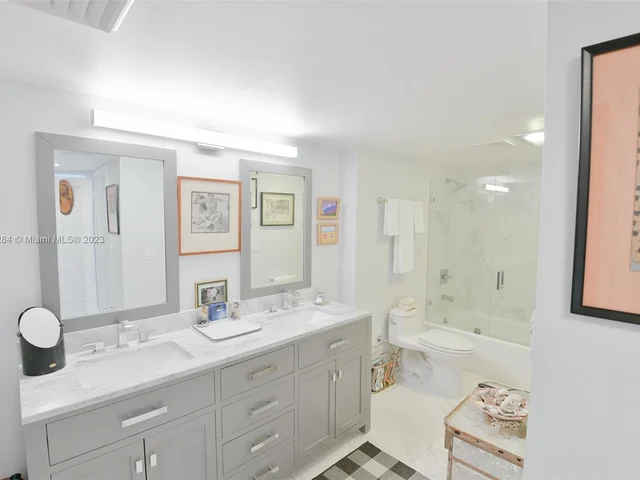 2400 Presidential Way # 406, West Palm Beach FL 33401