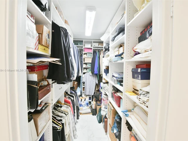 2400 Presidential Way # 406, West Palm Beach FL 33401