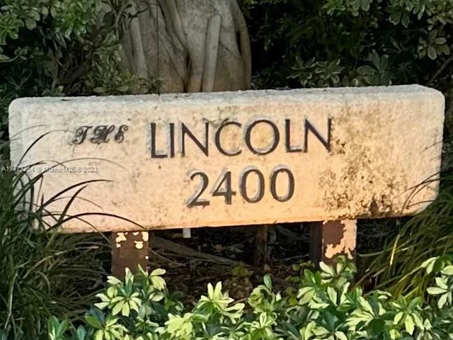 2400 Presidential Way # 406, West Palm Beach FL 33401