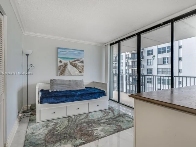 2201 S Ocean Dr # 2005, Hollywood FL 33019