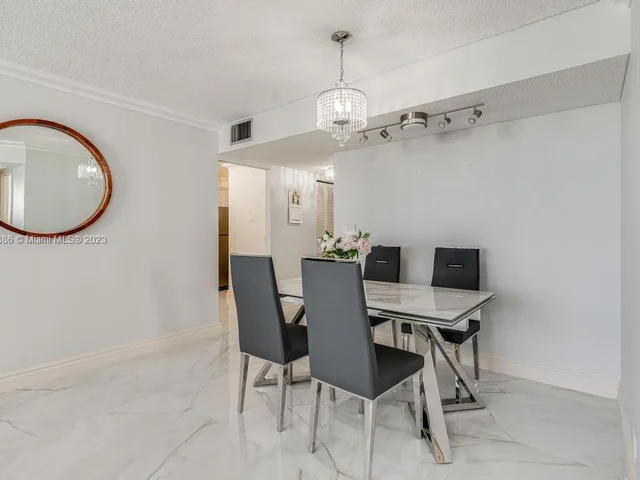 2201 S Ocean Dr # 2005, Hollywood FL 33019