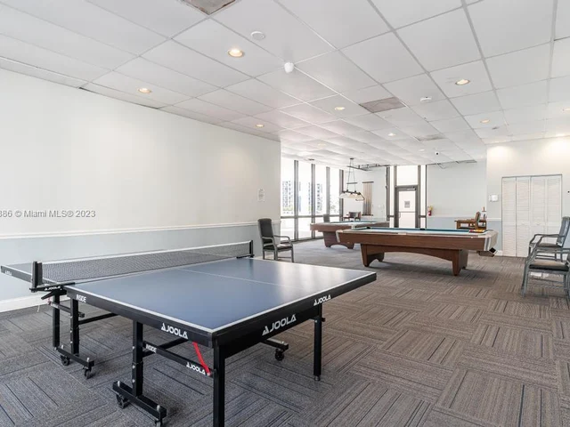 2201 S Ocean Dr # 2005, Hollywood FL 33019