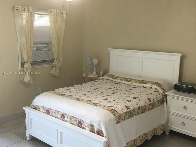 135 NE 202nd Ter # 23, Miami Gardens FL 33179