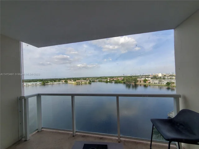 1301 NE MIAMI GARDENS DR # 1004W, Miami FL 33179