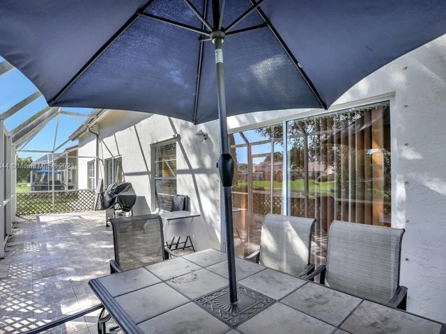 10810 Fox Glen Dr, Boca Raton FL 33428