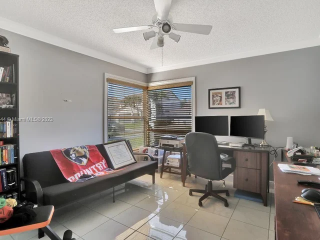 10810 Fox Glen Dr, Boca Raton FL 33428