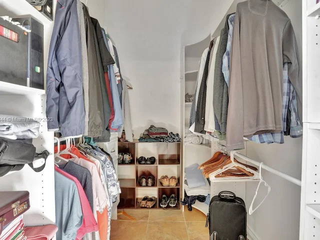 10810 Fox Glen Dr, Boca Raton FL 33428