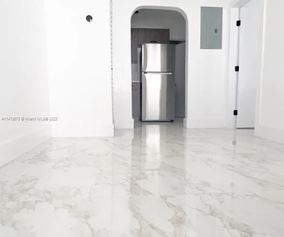 1015 NW 1st Ave # 5, Hallandale Beach FL 33009