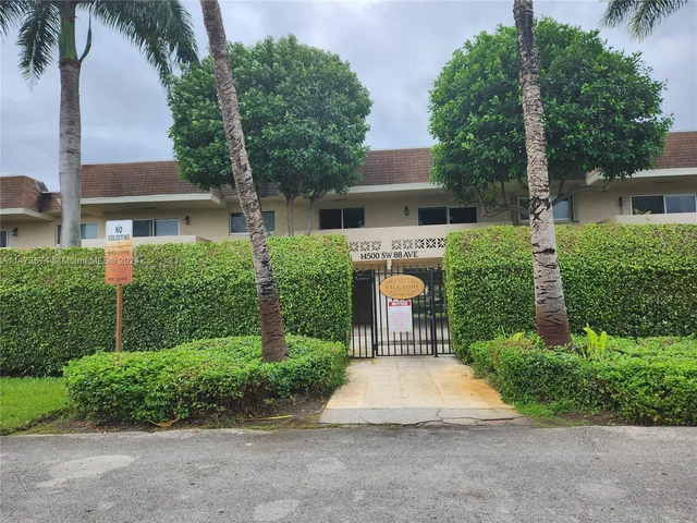 14500 SW 88th Ave # 128, Palmetto Bay FL 33176