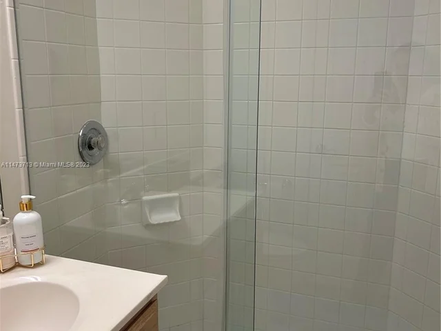 1280 S Alhambra Cir # 2213, Coral Gables FL 33146