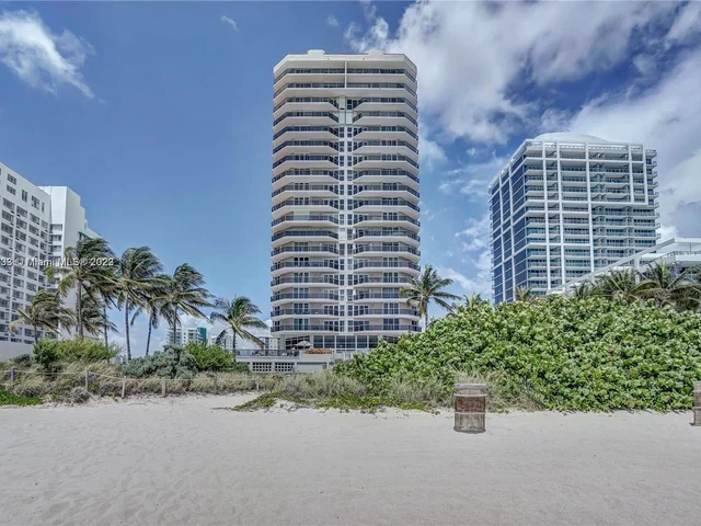 6767 Collins # 901, Miami Beach FL 33141
