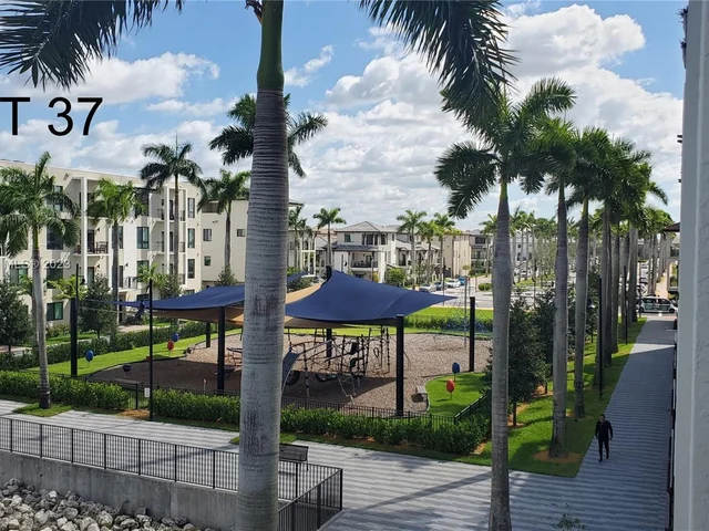 4636 NW 84th Ave # 37, Doral FL 33166
