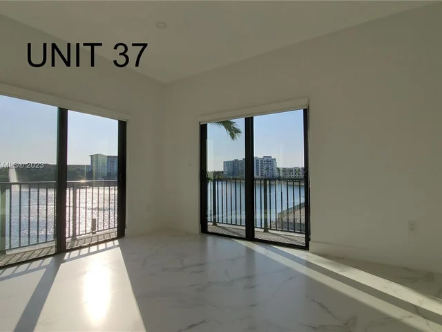 4636 NW 84th Ave # 37, Doral FL 33166