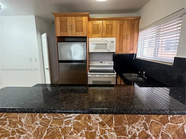 8011 Abbott Ave # 1, Miami Beach FL 33141