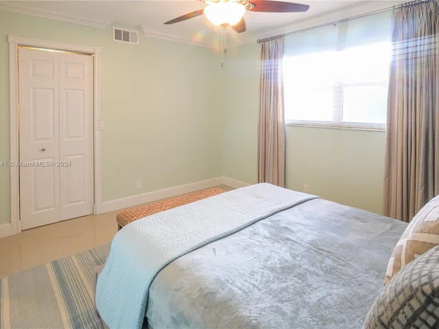 201 SE 11th Ter # 405, Dania Beach FL 33004