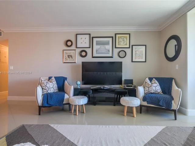 201 SE 11th Ter # 405, Dania Beach FL 33004