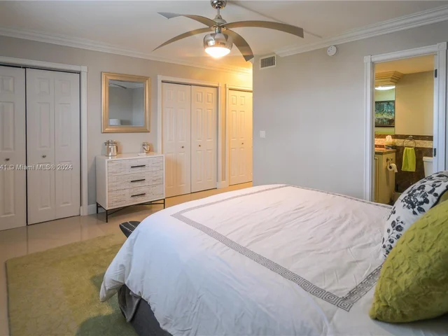 201 SE 11th Ter # 405, Dania Beach FL 33004