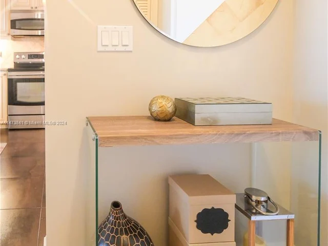 201 SE 11th Ter # 405, Dania Beach FL 33004