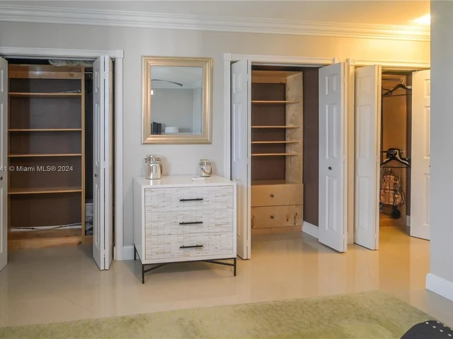 201 SE 11th Ter # 405, Dania Beach FL 33004