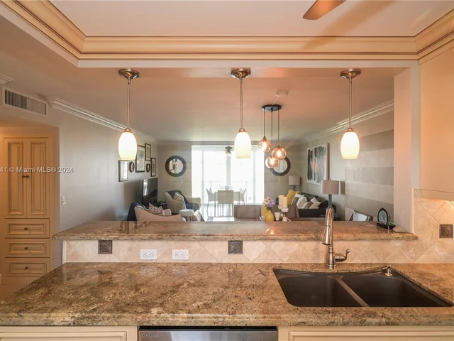 201 SE 11th Ter # 405, Dania Beach FL 33004